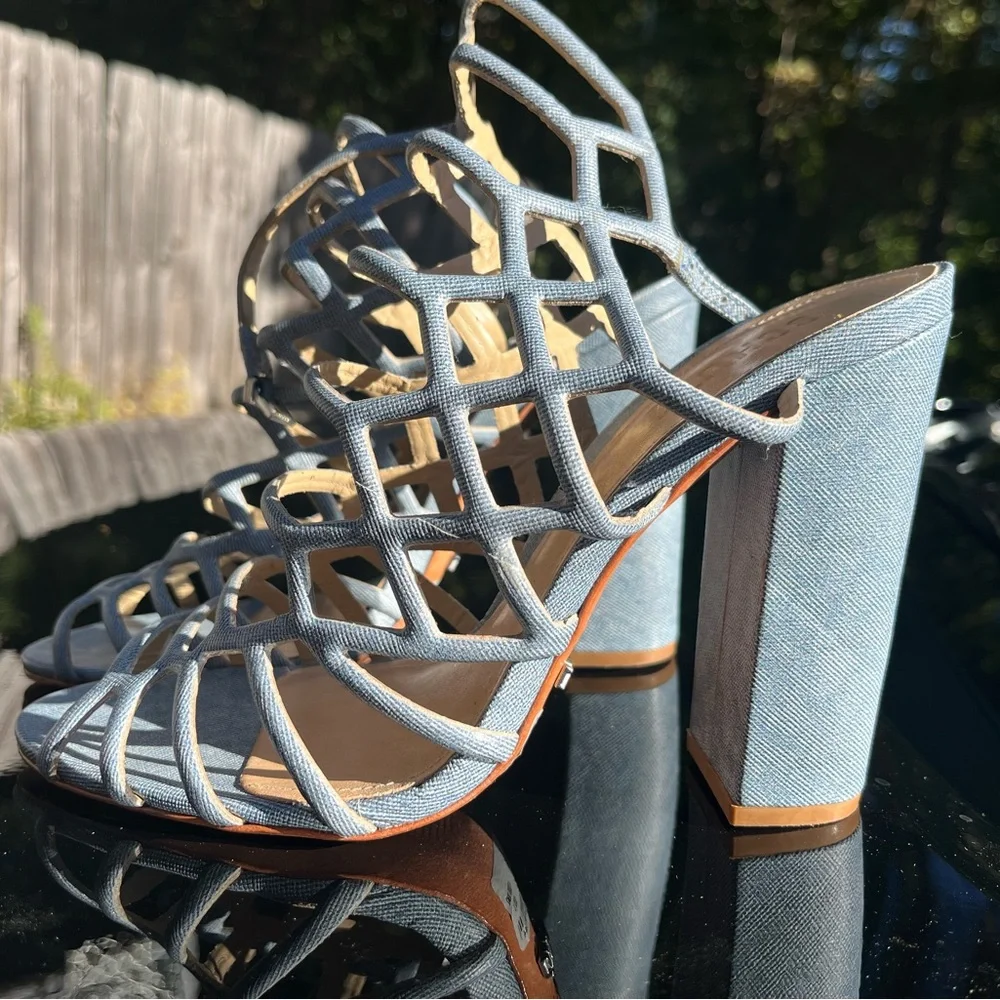 Light Blue/Denim Schutz Pumps - Picture 8 of 8
